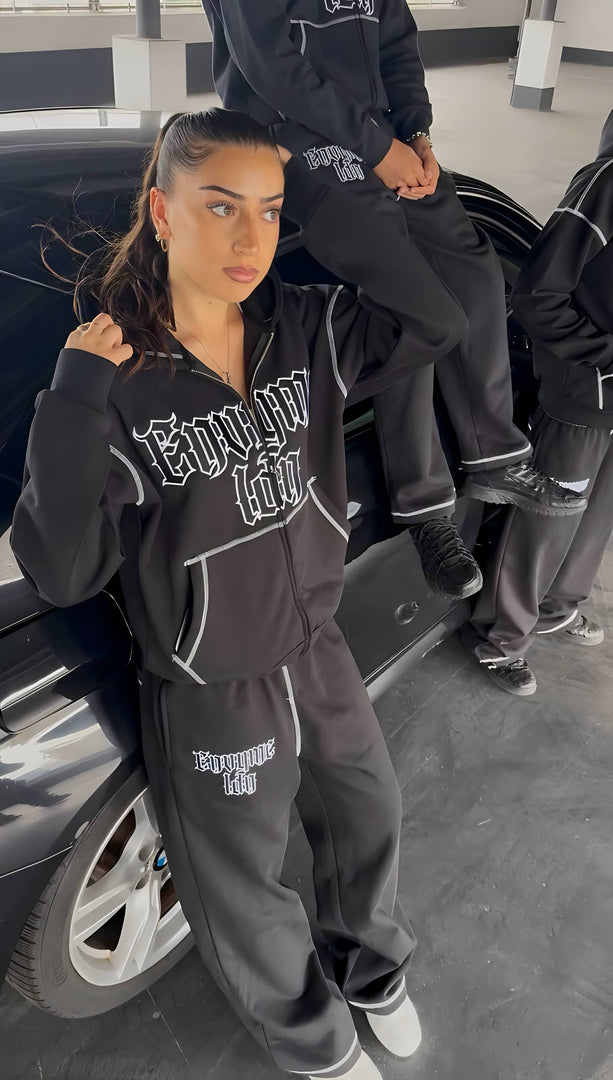 Black contrast set